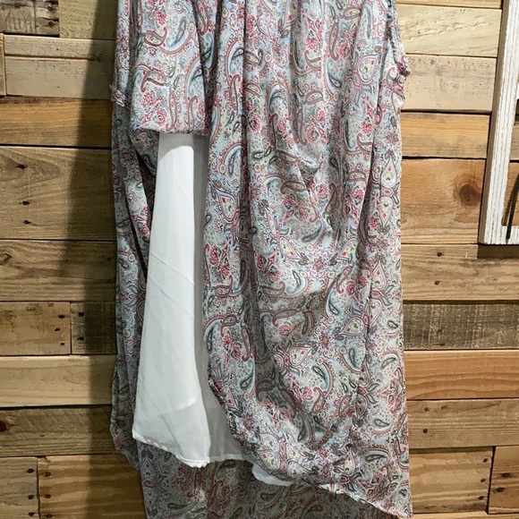 ANA & ROSE Floral Off Shoulder Dress. One size plus everyday wear - Picture 6 of 6